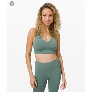 Lululemon Reveal Digi Rain Sports Bra